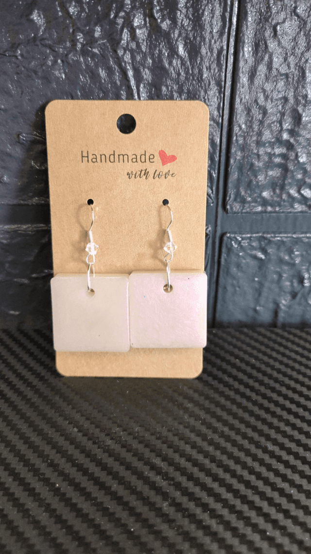 Boucles d&#039;oreilles (nacré)